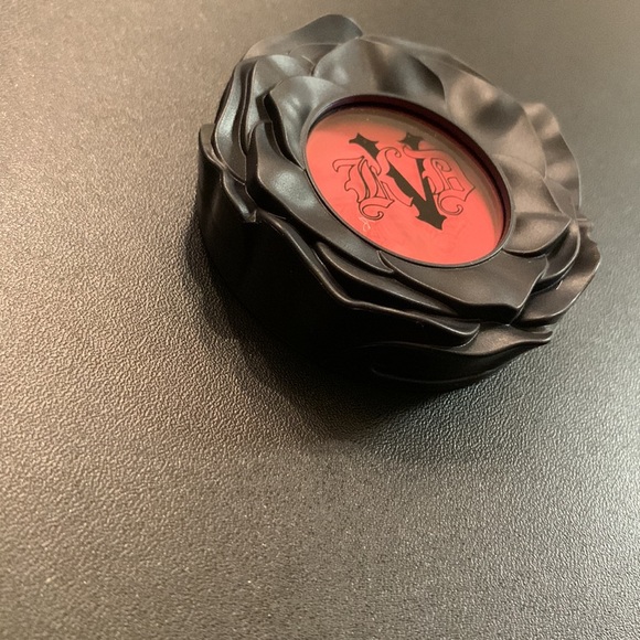 KVD Kat Avon D Everlasting Blush - Picture 3 of 6